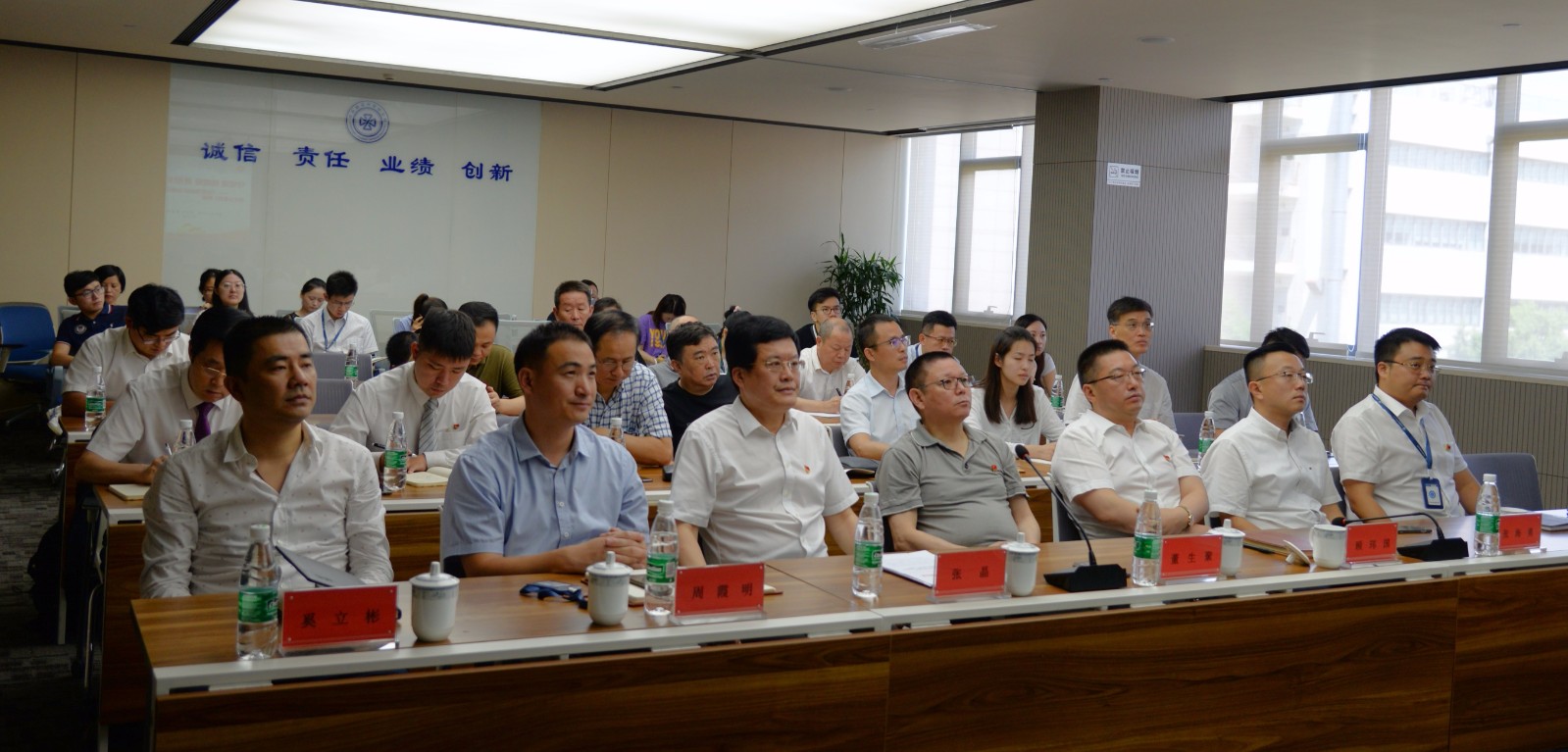 5d4b8a7bacdf4.jpg 5d4b8a7bacdf4.jpg